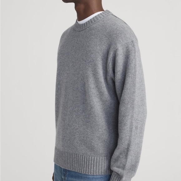 FRAME Cashmere Crewneck Sweater in Gray Gris